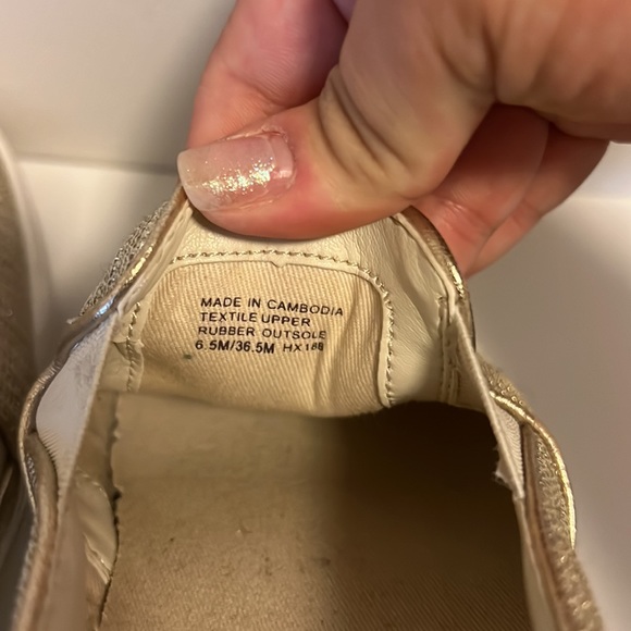 Michael Kors Keaton Glitter Chain Mesh Slip-On Sneaker - Size 6.5 - Picture 5 of 6